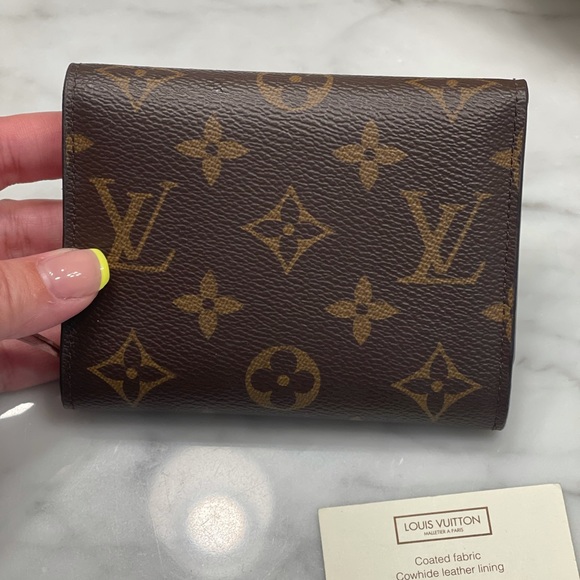 Authentic Louis Vuitton Victorine Wallet - Picture 10 of 11